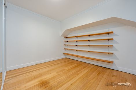 Property photo of 2/24-30 Hotham Street East Melbourne VIC 3002