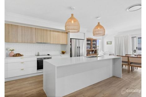 Property photo of 1/28 Fourth Avenue Palm Beach QLD 4221