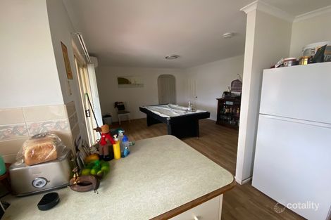 Property photo of 8 Ruskin Place Aroona QLD 4551