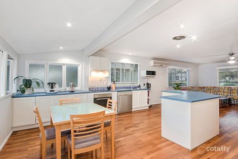 Property photo of 11 Cross Street Raceview QLD 4305