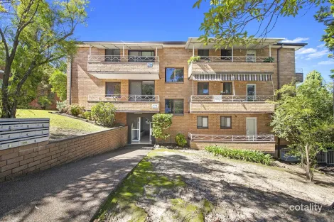 15/82-84 Hunter St, Hornsby, NSW 2077