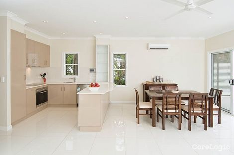 Property photo of 4/43 Armadale Street St Lucia QLD 4067