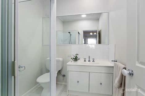 Property photo of 2/110 Weller Street Geelong West VIC 3218