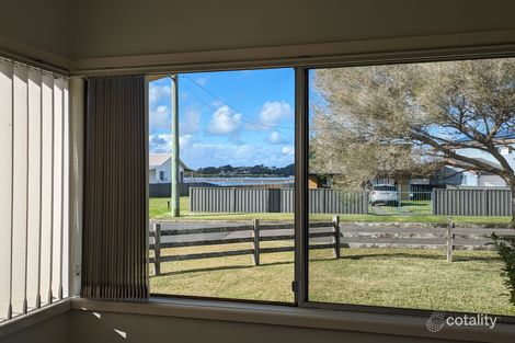 Property photo of 35 Haiser Road Greenwell Point NSW 2540