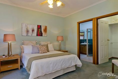 Property photo of 5 Robin Court Flagstaff Hill SA 5159