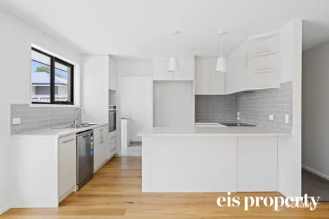 Property photo of 11 Lewan Avenue Kingston TAS 7050