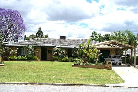 11 Gatton Way, Embleton, WA 6062