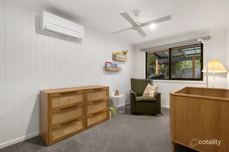 Property photo of 42 McMurtry Way Frankston VIC 3199