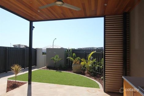 4/8 Bajamalu Dr, Baynton, WA 6714