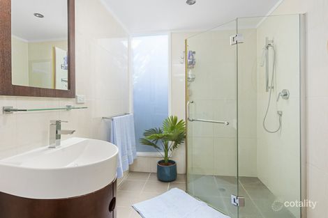 Property photo of 33 Plateau Crescent Carrara QLD 4211