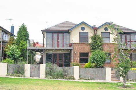 5 Frangipani Lane, Maribyrnong, VIC 3032