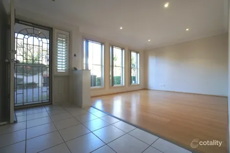 Property photo of 9 The Mews Oatlands NSW 2117