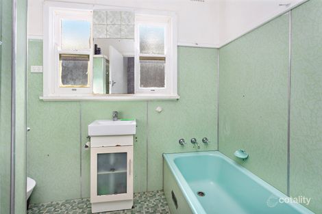 Property photo of 57 Bruce Street Unanderra NSW 2526