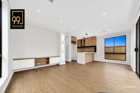 Property photo of 32 Mangioni Drive Deanside VIC 3336