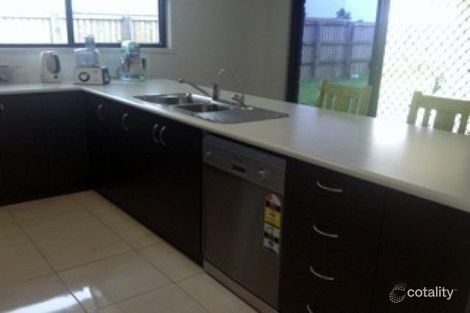 Property photo of 34 Lancaster Way Ooralea QLD 4740