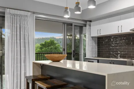 Property photo of 20 Springview Crescent Maudsland QLD 4210