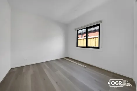 Property photo of 12 Claymore Street Beveridge VIC 3753