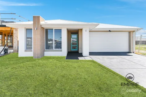 76 Clydevale Ave, Clyde North, VIC 3978