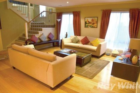 Property photo of 64 Herriotts Boulevard Glen Waverley VIC 3150