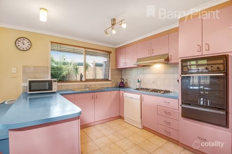 Property photo of 38 Queensbury Way Werribee VIC 3030