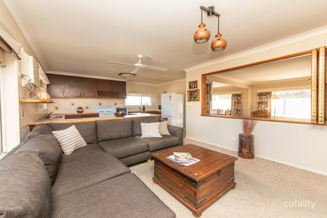 Property photo of 37 Coral Crescent Dubbo NSW 2830