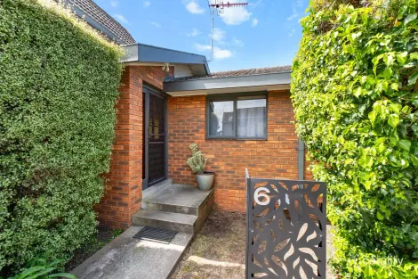 Property photo of 6/28-30 George Street Traralgon VIC 3844