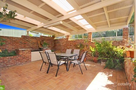 Property photo of 4 Ribbonwood Road Farmborough Heights NSW 2526