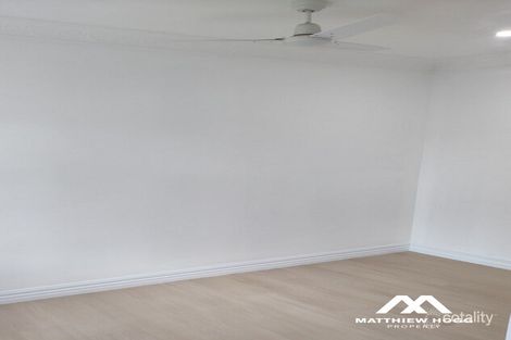 Property photo of 4 Drayton Terrace Wynnum QLD 4178