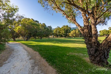 32/311 Harborne St, Glendalough, WA 6016