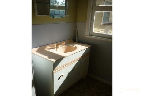 Property photo of 17 Kent Street Millmerran QLD 4357