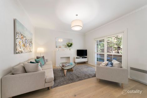 Property photo of 2/48A Mathoura Road Toorak VIC 3142