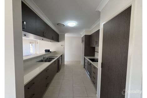 Property photo of 42 Himyar Drive Warwick QLD 4370