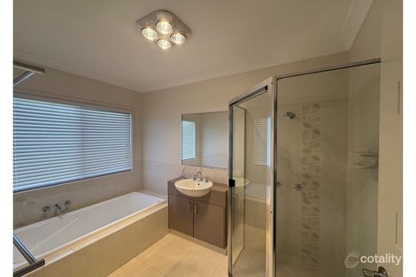Property photo of 42 Himyar Drive Warwick QLD 4370