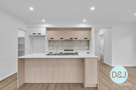 Property photo of 1 Acqua Drive Clyde VIC 3978