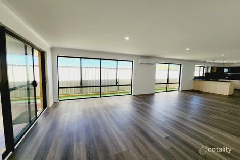 Property photo of 52 Wanderer Concourse Wandina WA 6530