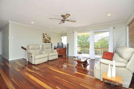 Property photo of 102 Pareena Crescent Mansfield QLD 4122