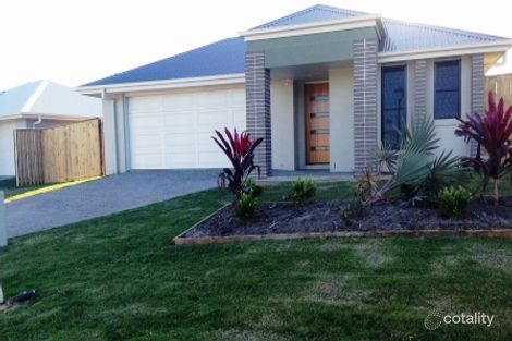 38 Newport Pde, Blacks Beach, QLD 4740