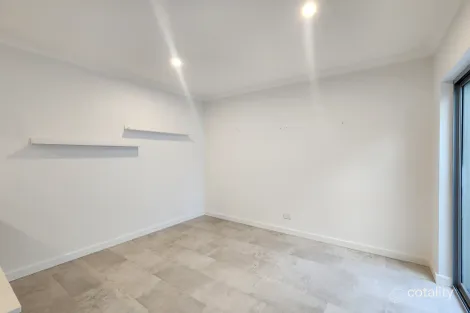 Property photo of 39 Turquoise Boulevard Treeby WA 6164