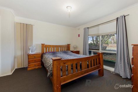Property photo of 51 James Cook Drive Melton West VIC 3337