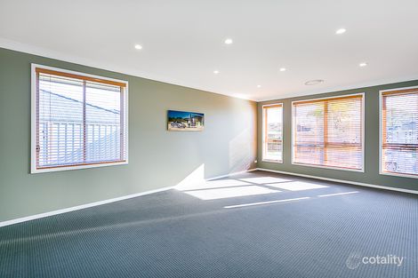 Property photo of 10 Ellalong Way Woongarrah NSW 2259