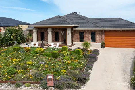 Property photo of 5 Buttercup Rise Harkness VIC 3337