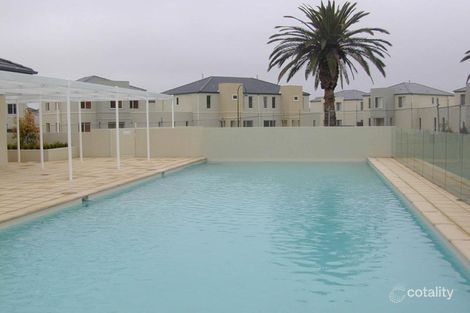 Property photo of 31 Sovereign Manors Crescent Rowville VIC 3178