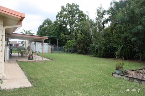 Property photo of 2 Buchholz Place Emerald QLD 4720