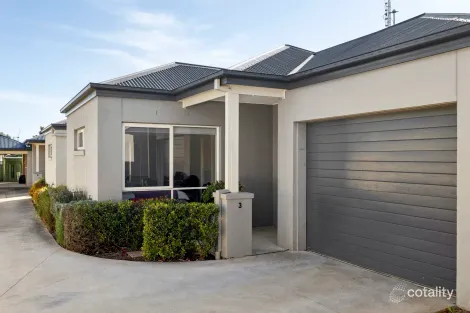 3/13 Bourke St, Kyneton, VIC 3444