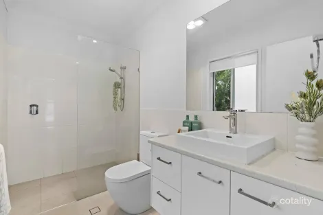 Property photo of 140 Sunnydene Road Chandler QLD 4155