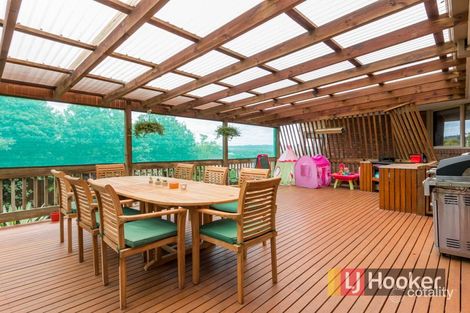 Property photo of 10 Killarney Court Berwick VIC 3806