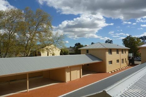 7/4 Cale St, Midland, WA 6056