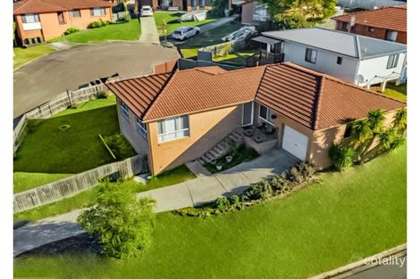 Property photo of 6 Koby Close Lake Haven NSW 2263