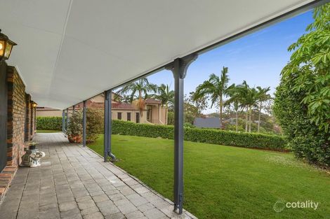 Property photo of 4 Sturt Court Mount Ommaney QLD 4074