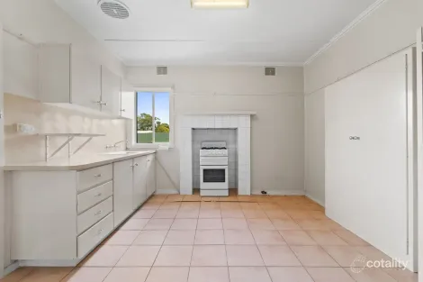 Property photo of 10 Clark Street Heyfield VIC 3858